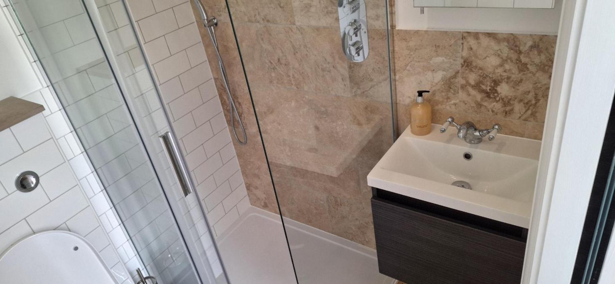 New 3 Bedrooms Flat In Ashford Near Heathrow Eksteriør bilde