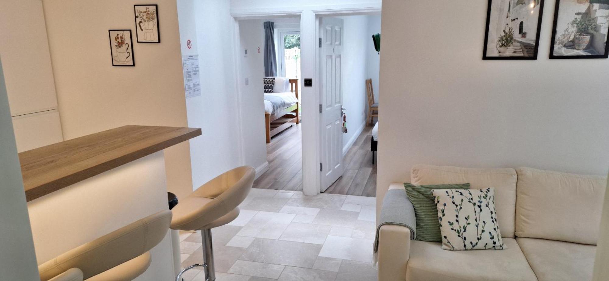 New 3 Bedrooms Flat In Ashford Near Heathrow Eksteriør bilde